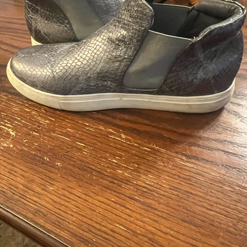 Coconuts by Matisse Navy Snakeskin Booties - Picture 4 of 4